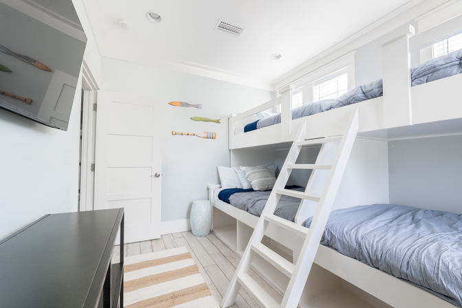 Girls Trip Beach House: Rooftop Patio, Walk to Beach, Pool, Shops + Bars image 29