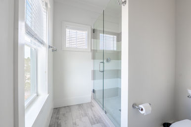 Girls Trip Beach House: Rooftop Patio, Walk to Beach, Pool, Shops + Bars image 56