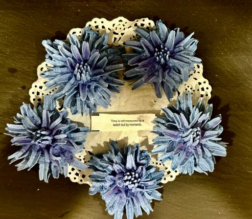 Eatable 3D floral arrangements and uniquely designed desserts image 12