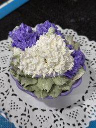 Delicious 3D edible floral arrangements image 77