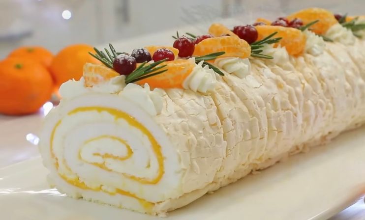 Eatable 3D floral arrangements and uniquely designed desserts image 34
