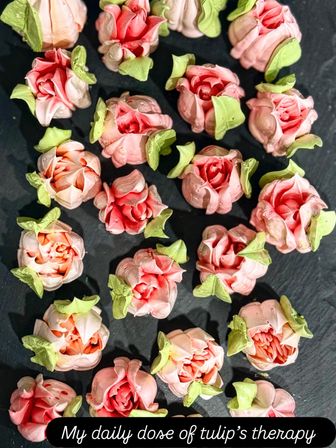 Delicious 3D edible floral arrangements image 71
