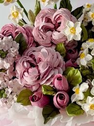 Delicious 3D edible floral arrangements image 71
