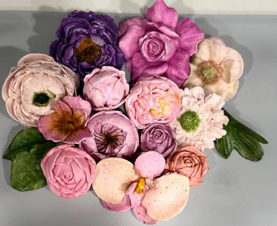 Delicious 3D edible floral arrangements image 62