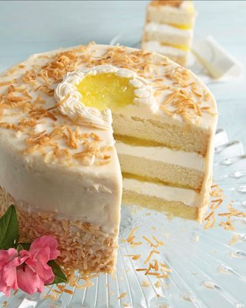 Eatable 3D floral arrangements and uniquely designed desserts image 80