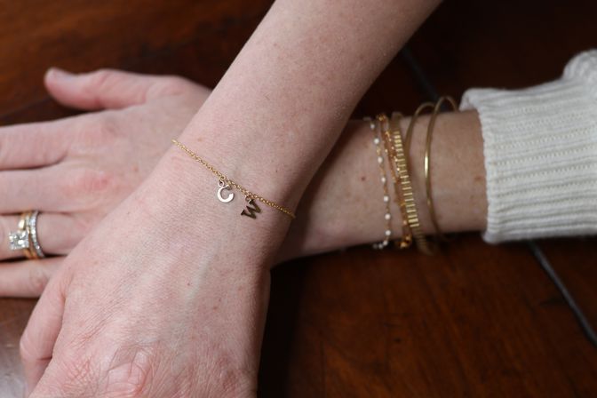 Permanent Jewelry Experience with Custom Welded Bracelets On-Site image 5