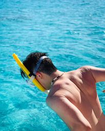 Private Adventure with Chartered Flight to Staniel Cay, Boat Tour to Pig Beach, Lunch, Champagne & More image 17