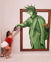 Discover the World of Illusions in Hollywood: A Must-Visit Attraction image 8