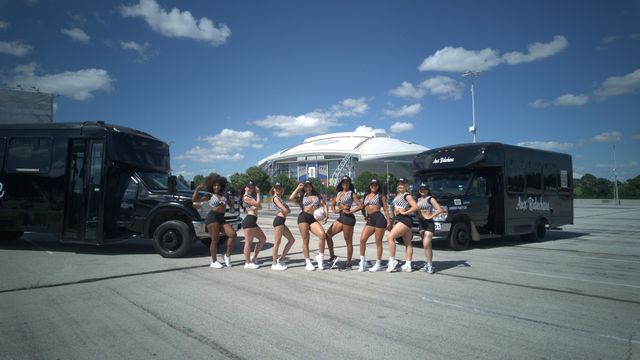 AUX Party Bus for Bachelor & Bachelorette Parties image 4