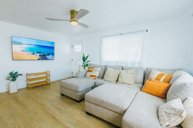 North Shore Group Getaway: Five 3-BR Units for Up to 50 Guests image 62