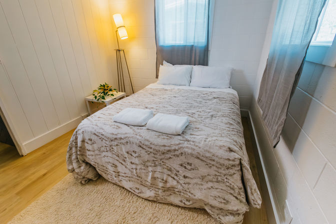 North Shore Group Getaway: Five 3-BR Units for Up to 50 Guests image 48