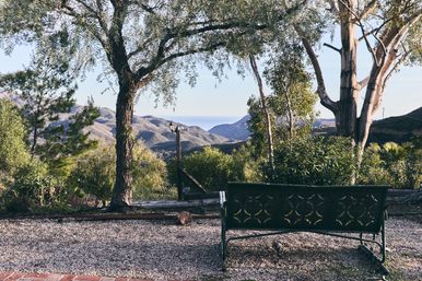 Malibu Bunkhouse image 26