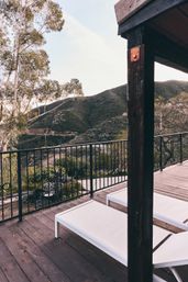 Malibu Bunkhouse image 32