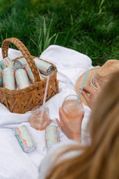 Sparkling THC Rosé Drink without the Alcohol image 13
