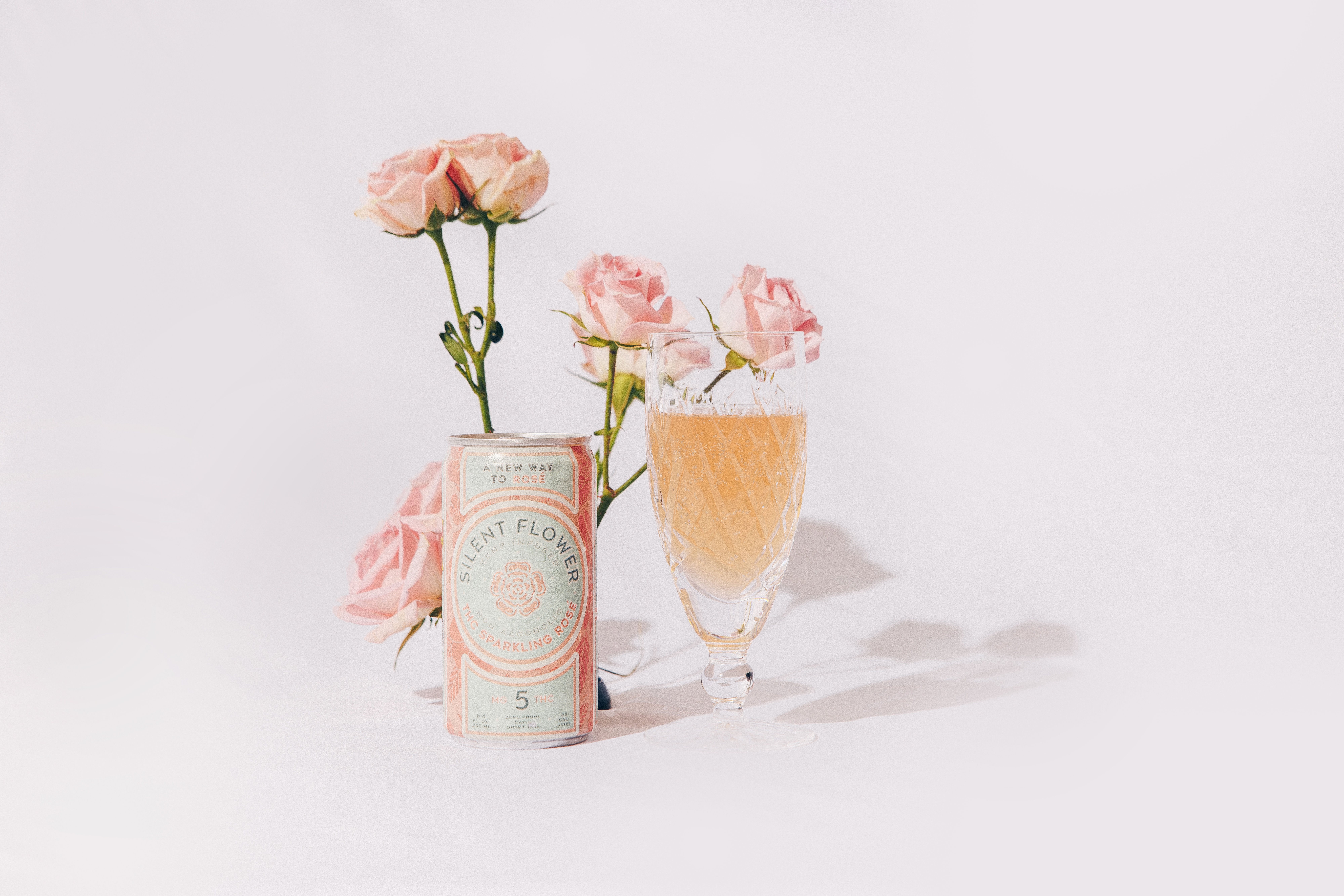 Sparkling THC Rosé Drink without the Alcohol image 4