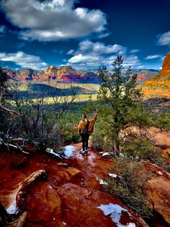 Sedona Red Rocks and Wine Country Tour image 1