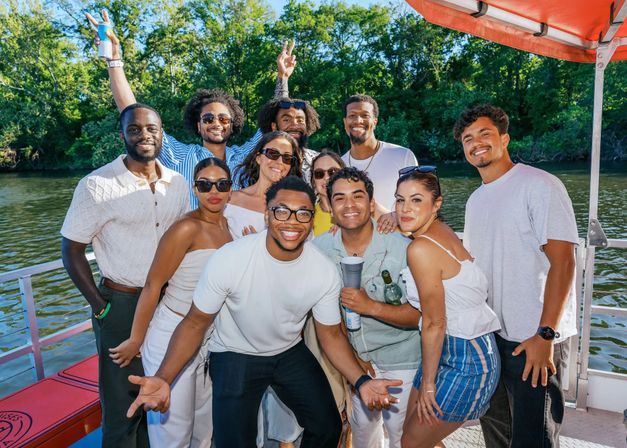 Private Pontoon Party Boat Cruise from Rocketts Landing image 5