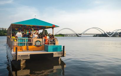 Cantina Cruise with Bar, Music & Monument Views image 7