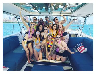 Party on the Lake! Playpen, fireworks, concerts & more for up to 13 guests image 16