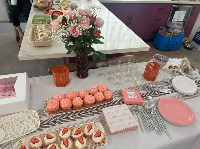 Pilates & Prosecco Party: Great for Birthdays, Bachelorette or Private Groups image 4