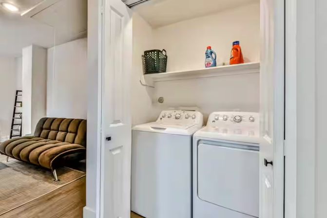 Ultimate Group Retreat: Duplex Duo Rentals with Pool, Mega Hot Tub & Golf (Sleeps 45) image 67