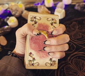 Mystical Experience: Tarot Readings + Crystal Gifts image 3