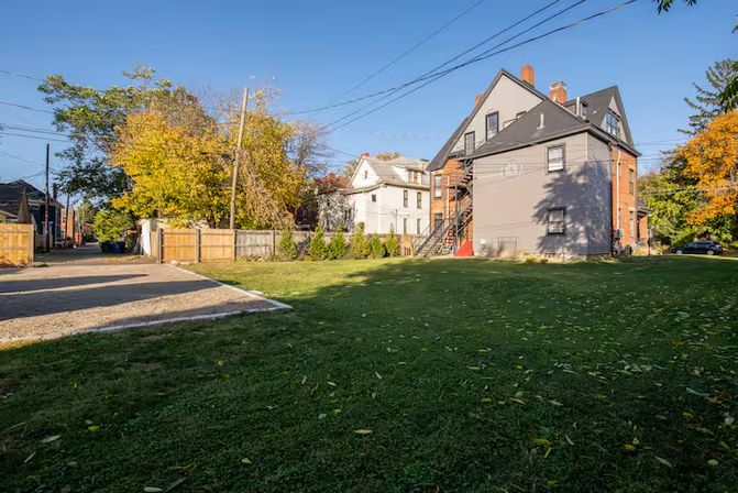The Judge's Mansion: 8BR Historic Home in Olde Town East image 104