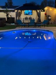 The Blue Bell - Luxury 5-Star Scottsdale Villa: Designer Themed Suites, Pool, Spa & Backyard Oasis image 6
