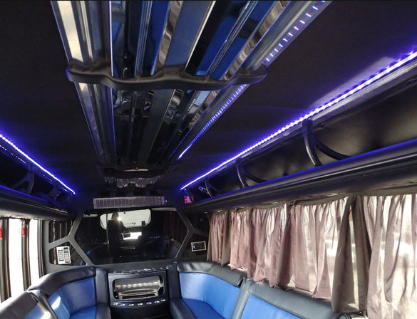 Utah Party Bus & Limousine Rentals - Limo Cloud 9 image 6