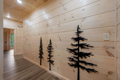 Hawk's Hollow: Golf Sim, Theater, Pool & Hot Tub image 26