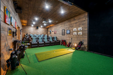 Hawk's Hollow: Golf Sim, Theater, Pool & Hot Tub image 42