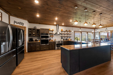 Hawk's Hollow: Golf Sim, Theater, Pool & Hot Tub image 111