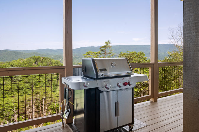 Hawk's Hollow: Golf Sim, Theater, Pool & Hot Tub image 36