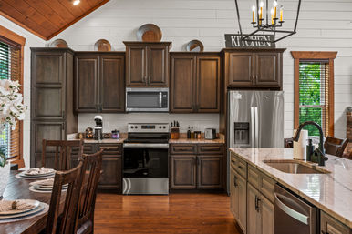 Gatlinburg Splash: Luxury Cabin with Indoor Pool, Hot Tub, Game Room + Theater Room image 13