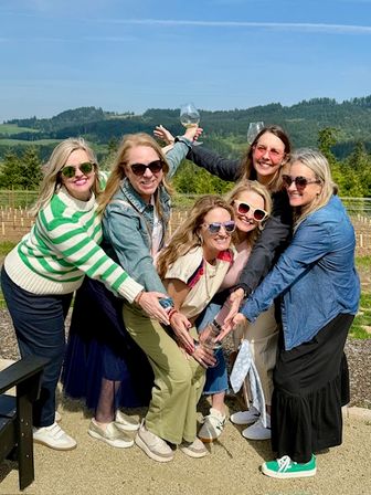 Private Day Drinking Wine Tasting & Party Van Tours image 11