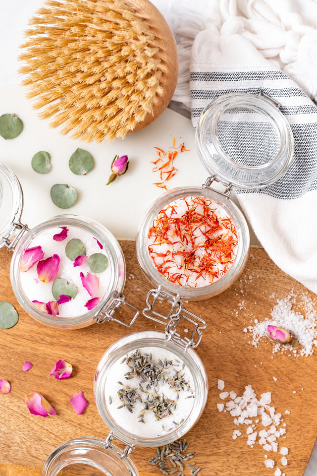 Mobile DIY - Botanical Bath & Body Bar image 4