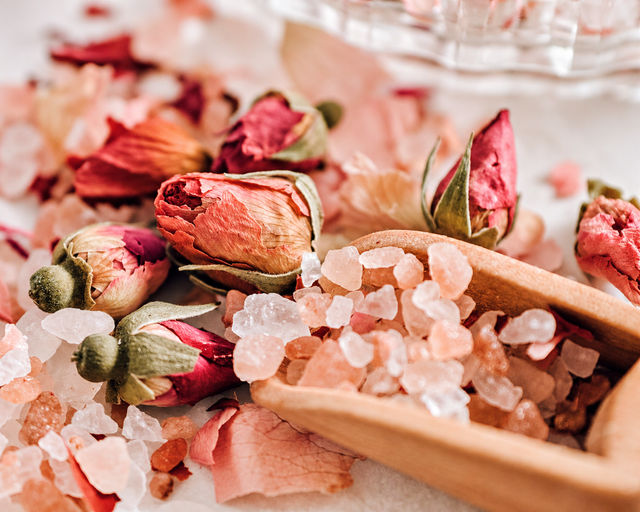 Mobile DIY - Botanical Bath & Body Bar image 3