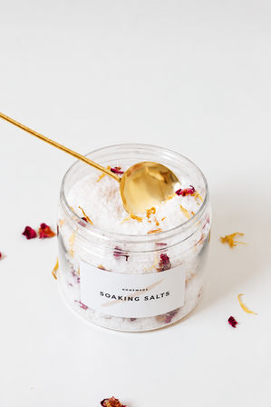 Mobile DIY - Botanical Bath & Body Bar image 8