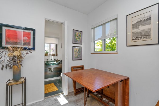 Best Central Beach House W/ Water Sport Services! image 50