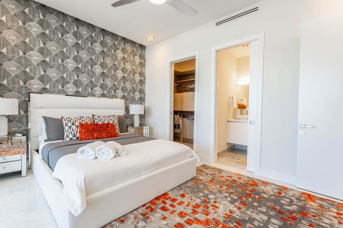 5 Story Condo W/ King Bed Jacuzzi W/ Ocean View! image 12