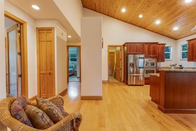 2 Home Sport Complex W/ Private Lake & Theater! image 95