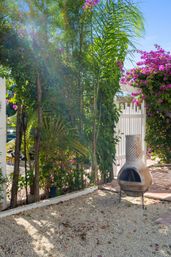 Best Central Beach House W/ Water Sport Services! image 48