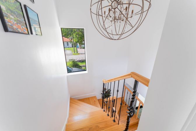 Best Central Lux Villa W/ Services, Games & Sauna! image 47