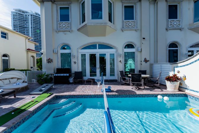 Best Lux Home With Games/Concierge On The Water  10 Min 2 Beach! image 49