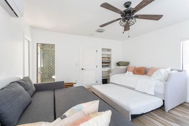 Best Central Lux Villa W/ Services, Games & Sauna! image 41