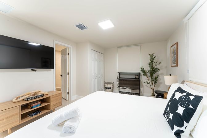 Resort Style Home W/ Heated Pool, Games and Concierge Services! image 36