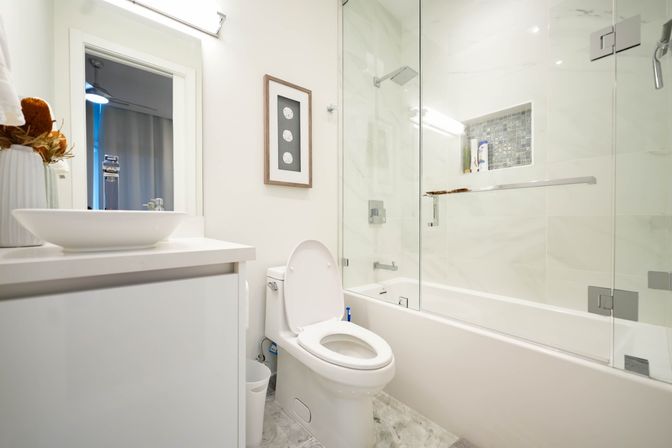 5 Story Condo W/ King Bed Jacuzzi W/ Ocean View! image 35
