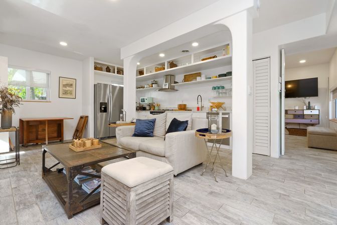Best Central Beach House W/ Water Sport Services! image 58