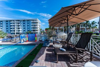 Best Lux Home With Games/Concierge On The Water  10 Min 2 Beach! image 41