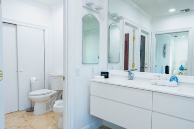 Best Lux Home With Games/Concierge On The Water  10 Min 2 Beach! image 84